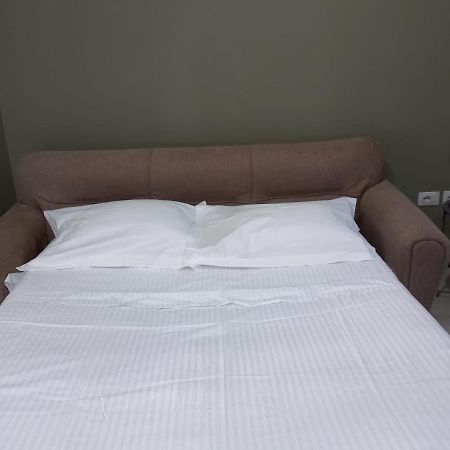 Penthouse Rooms & Aparts Тирана Екстериор снимка