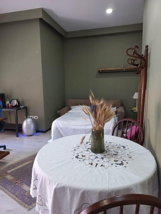Penthouse Rooms & Aparts Тирана Екстериор снимка