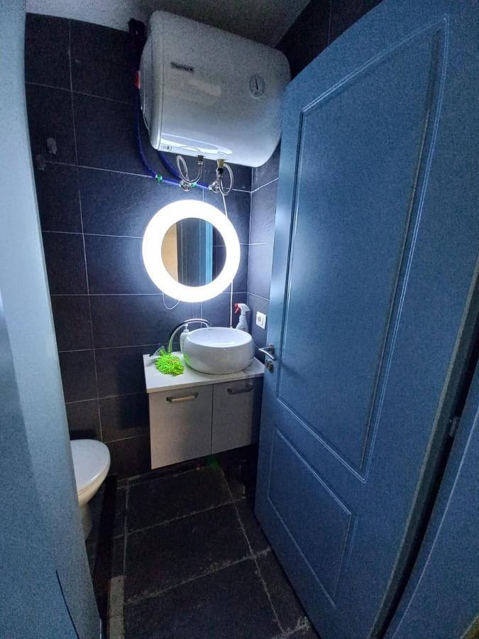 Penthouse Rooms & Aparts Тирана Екстериор снимка