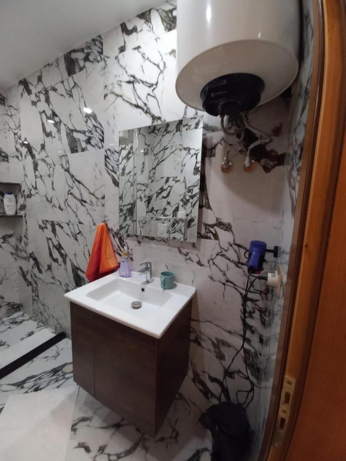Penthouse Rooms & Aparts Тирана Екстериор снимка
